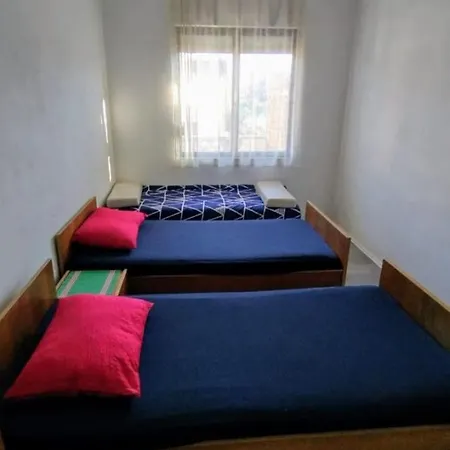 Luce-with Parking Nin