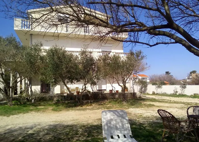 Apartments Luce-With Parking Apartman Nin