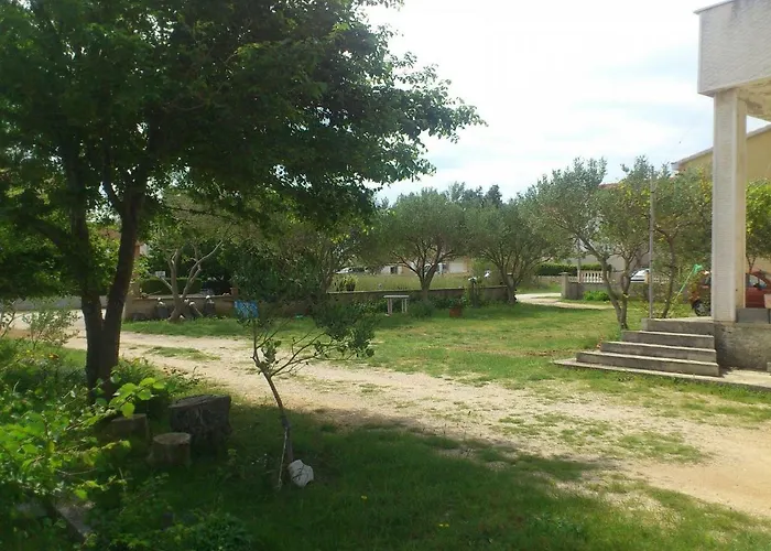 Apartments Luce-With Parking Nin