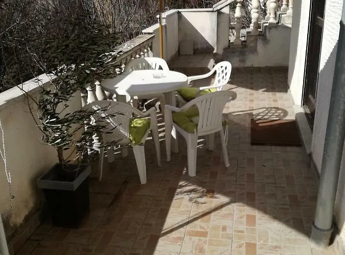 Luce-with Parking *