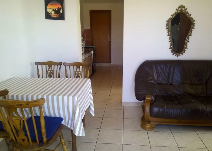 Apartments Luce-With Parking Apartman Nin