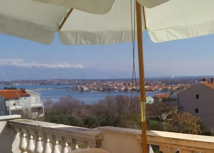 Apartments Luce-With Parking Apartman Nin