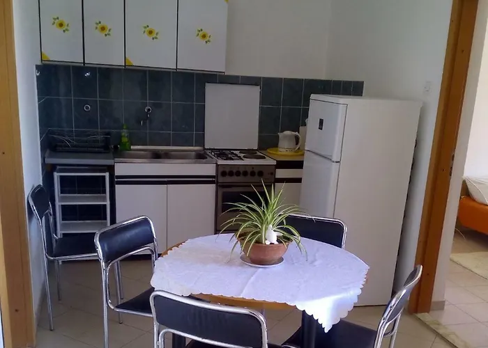 Apartments Luce-With Parking Nin