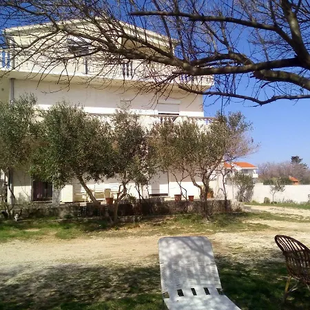 Apartments Luce-With Parking Apartment Nin