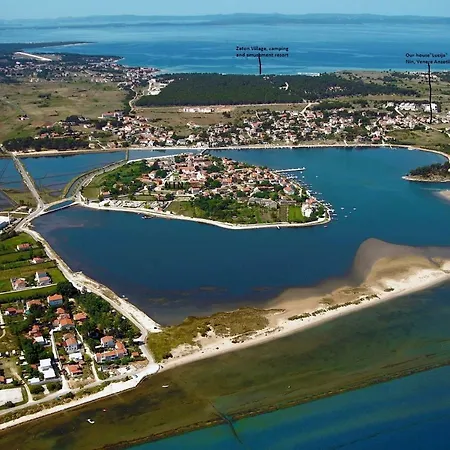 Apartament Luce-with Parking Nin