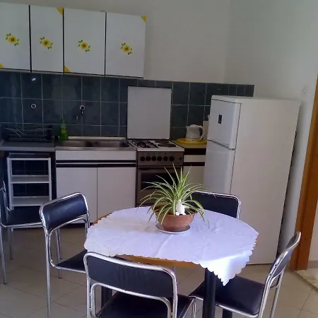 Apartments Luce-With Parking Nin